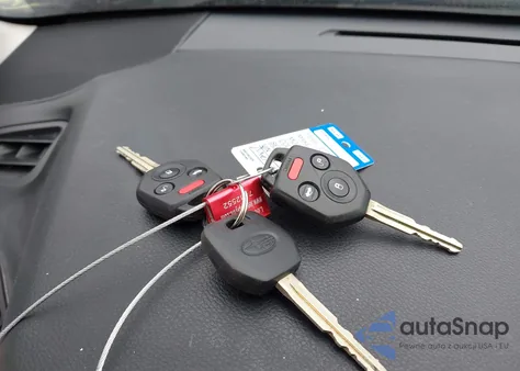 2017 Subaru Outback 2.5I Premium из США, поврежденный, VIN 4S4BSAFC4H3202338